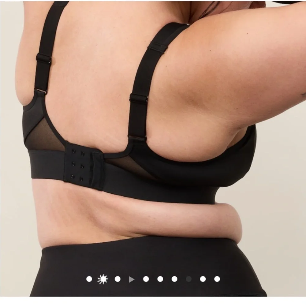 NWT Athleta Invincible Bra 36C